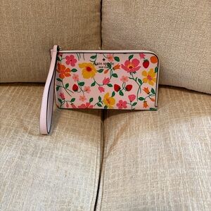 Kate Spade Multicolor Floral Wristlet